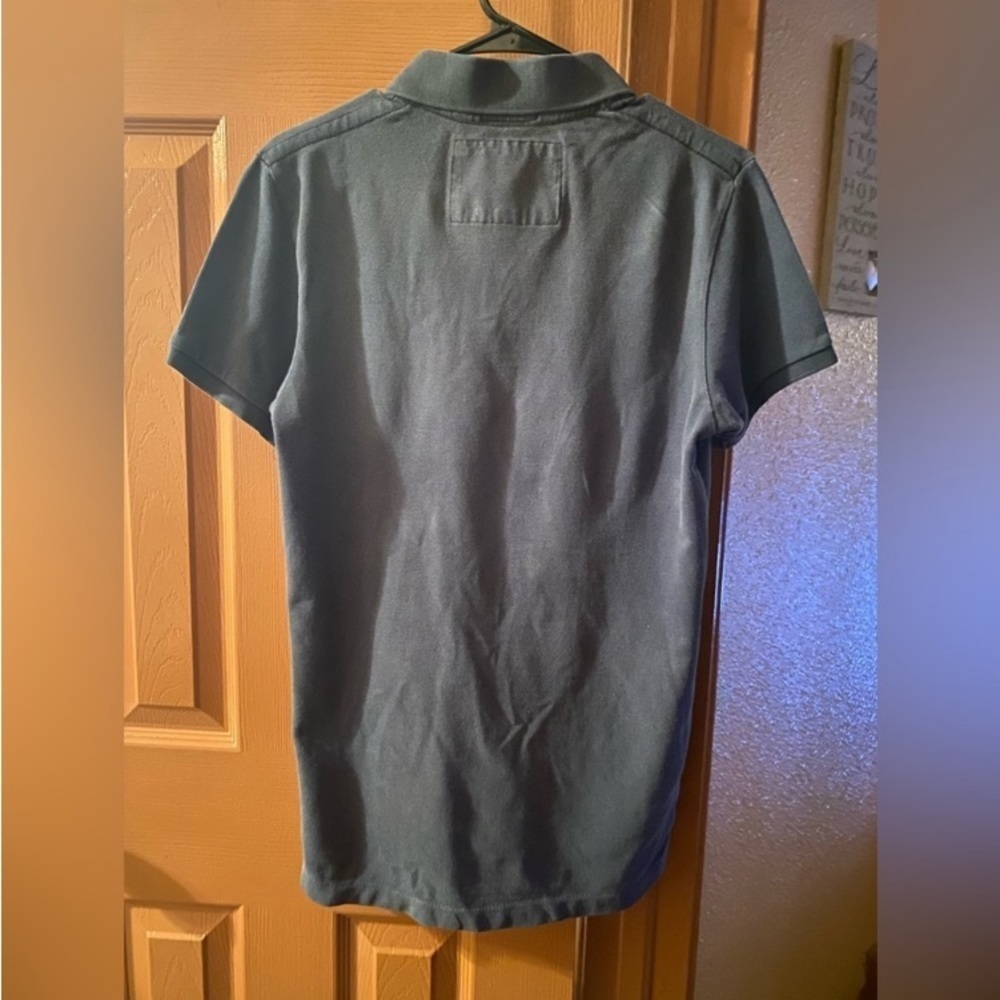 American Eagle 🦅 Outfitters - EUC - Mens Small Vintage Fit Polo - Picture 2 of 3